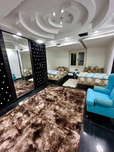 A private room exclusively for men, offering comfort and convenience for a relaxing stay