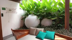 Studio ao lado Praia Porto e próximo Farol Barra