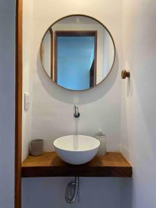 Village em frente ao mar de Stella Maris