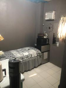 JOHNFONZ BUILDING Affordable Room