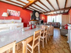 Escape at Mont Saint Jacques