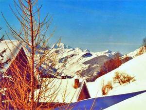 Chalets Chalet in La Lechere near Ski Lift : photos des chambres