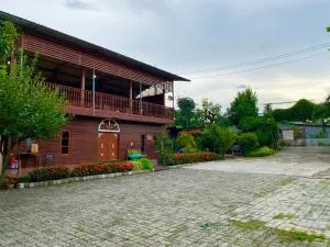 Cha-Cha Garden Chiang Mai - บ้านสวนชาช่า เชียงใหม่ - Ban Phae Khwang