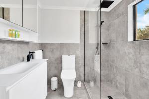 2 Bedroom Escape at Port Villas