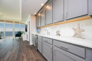 Phoenix Gulf Tower 1204 condo