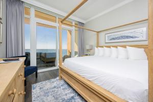 Phoenix Gulf Tower 1204 condo