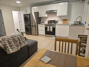 Cozy new Suite in Silver Valley