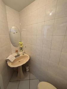 Excelente Ubicación cerca de Consulado