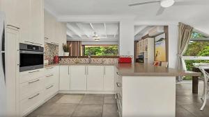 Beachfront 7 Penthouse