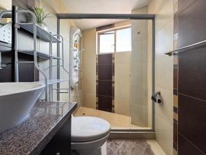 Mirador Urbano Your Refuge in the City with garage