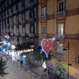 Luxuriöses Doppelzimmer mit Balkon und Meerblick