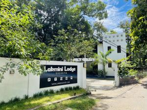 Lakmini Lodge Restaurant & Bar
