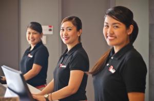 Red Planet Makati Amorsolo