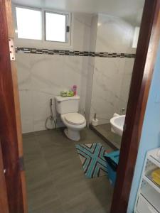 2,5 Zimmerwohnung mit Pool und Pavillon