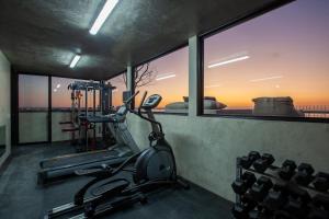 MarinaWellmina-Sunset Pool Vibes