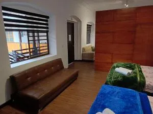 El Renacimiento - Suite M a p l e - Ingapirca