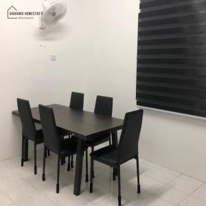 Shahanis Homestay 2 - Spacious Home in Kemaman