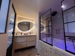 COCON Mayennais - Loft Balnéo Laval - Loveroom - Changé