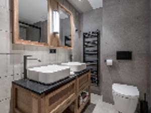 Appartement de luxe 4 chambres avec conciergerie 5*, vue sur montagne - FR-1-613-120