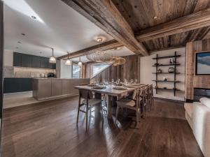 Appartement de luxe 4 chambres avec conciergerie 5*, vue sur montagne - FR-1-613-120