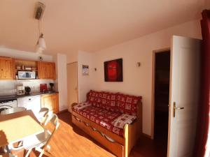 Studio cabine 4 pers à Valfréjus, proche télécabine - FR-1-561-138