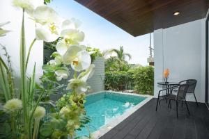 4BR Villa B5 with Pool, Vibrant Life at Kata Beach - UTK5