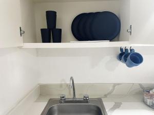 Central Modern Beach Studio