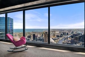 Luxurious Entire Top Floor Penthouse at Eureka Tower