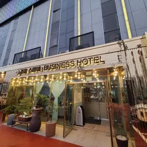 Laum Stay Business Hotel Iksan - Iksan