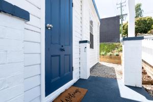 CharmingCity Stay with parking & wifi