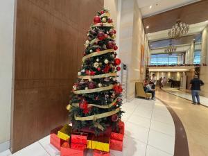 Grand Riviera Suites 1202 front of US Embassy by Prime Stay