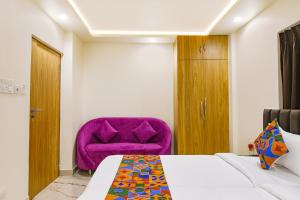 FabHotel Leela Inn - Nr Park Circus 7 Point