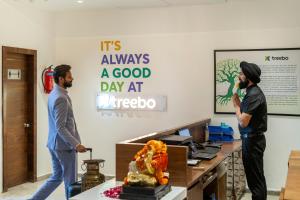 Treebo Premium The Mustard Inn Lawrence Road