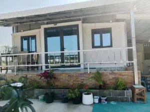 Varunee - Bān San Pu Loi