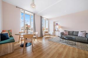 Le Saint Michel,dernier étage, vieux Menton, zone piétonne