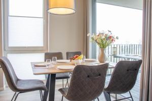 BeltBlick 3 - Moderne Ferienwohnung direkt an der Ostsee mit Meerblick und Sauna!