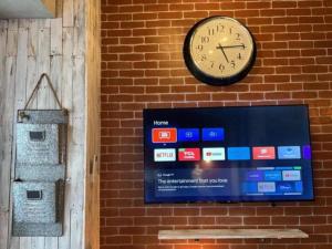 LIXURY SUITES in S Residence Condo Pasay City