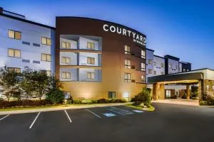 Courtyard by Marriott Auburn - Hurtsboro