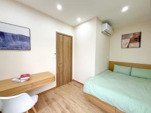 Amazing Housing Lạc Long Quân