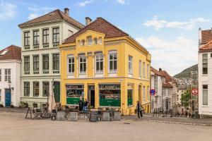 500 m til Bryggen I Skjermet Uteplass!