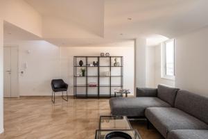 Ruggero City View apartment by Wonderful Italy