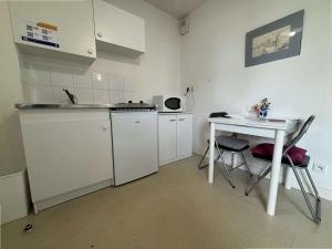 Studio LA ROCHELLE - LR060-A06