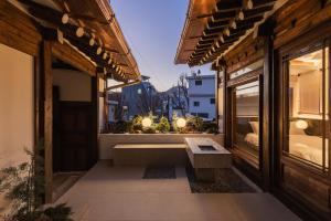 Luxury Hanok Stay in Breeze