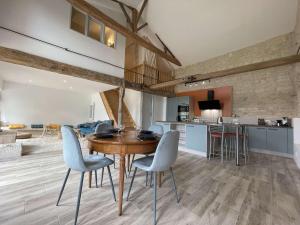 Villas Mais 2 pieces mezza DOMPIERRE SUR MER - LR000-004 : photos des chambres
