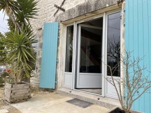 Villas Mais 2 pieces mezza DOMPIERRE SUR MER - LR000-004 : photos des chambres