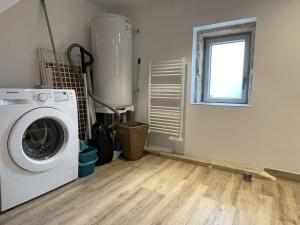 Villas Mais 2 pieces mezza DOMPIERRE SUR MER - LR000-004 : photos des chambres