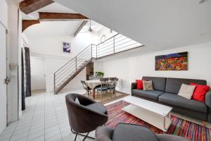 Large luxury Loft for 6 people by Weekome