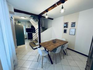 Chambre Neuf Ecluses 2e etage