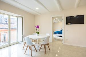 Palazzo Maddaloni Sweet Home By NapoliApartments