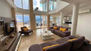 Kalkan 7 Bedroom Villa 5252